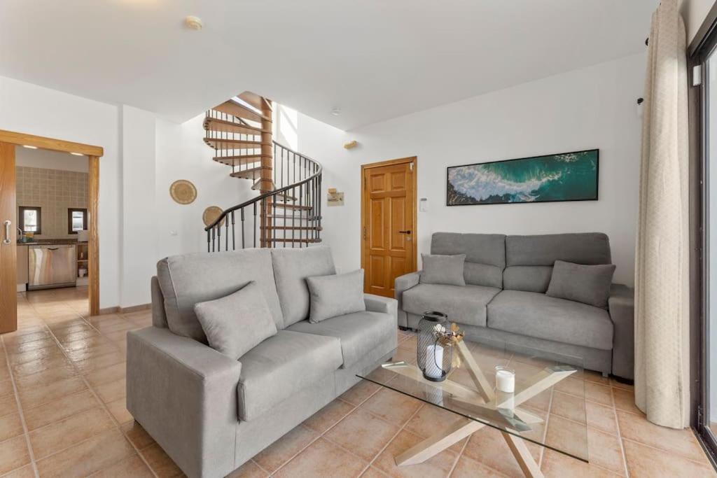 Villa Ramimedi 4 Tías Eksteriør billede