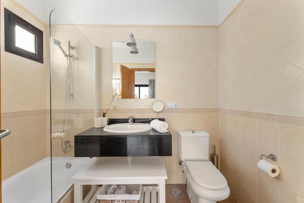 Villa Ramimedi 4 Tías Eksteriør billede
